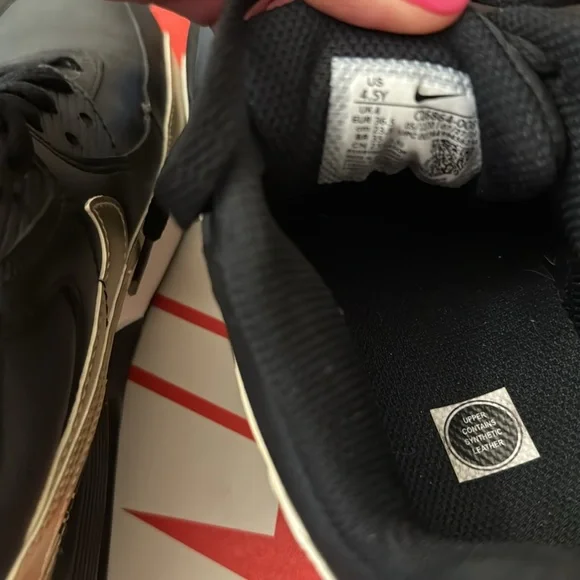 Nike Air Max 90 LTR Black and Gold Sneakers - Picture 5 of 6